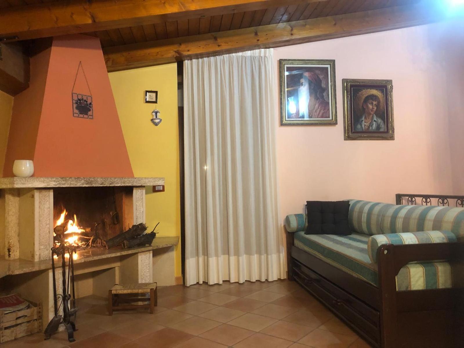 B&B La Rosa Σαλέρνο Εξωτερικό φωτογραφία
